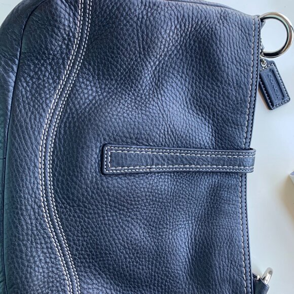 coach purse - Picture 4 of 8